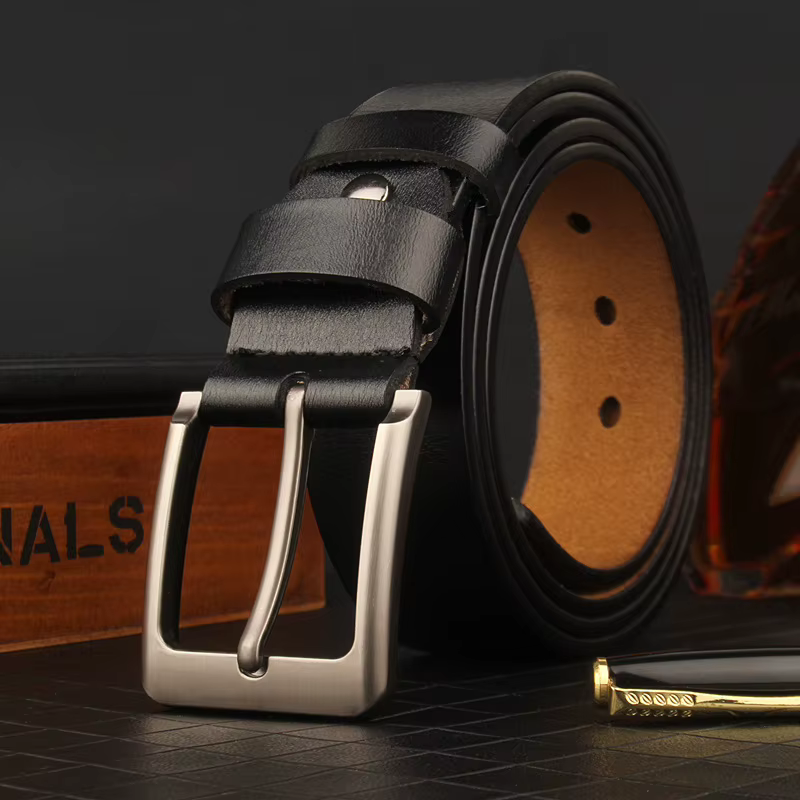Ceinture en cuir de vachette gravée personnalisée pour hommes, cadeau personnalisé pour les mariés, 