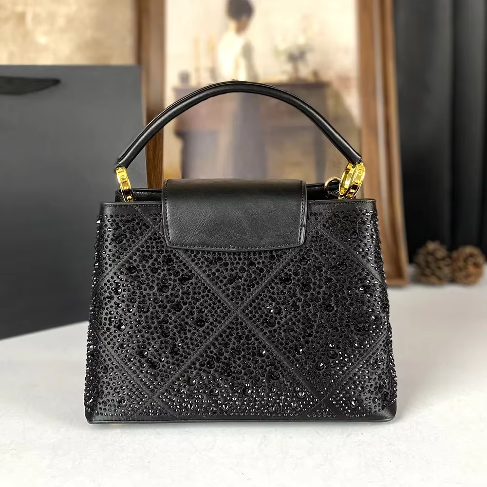 Brillant diamant Style sac à main 2025 nouveau sac pour femmes européennes et américaines Rivet eau 