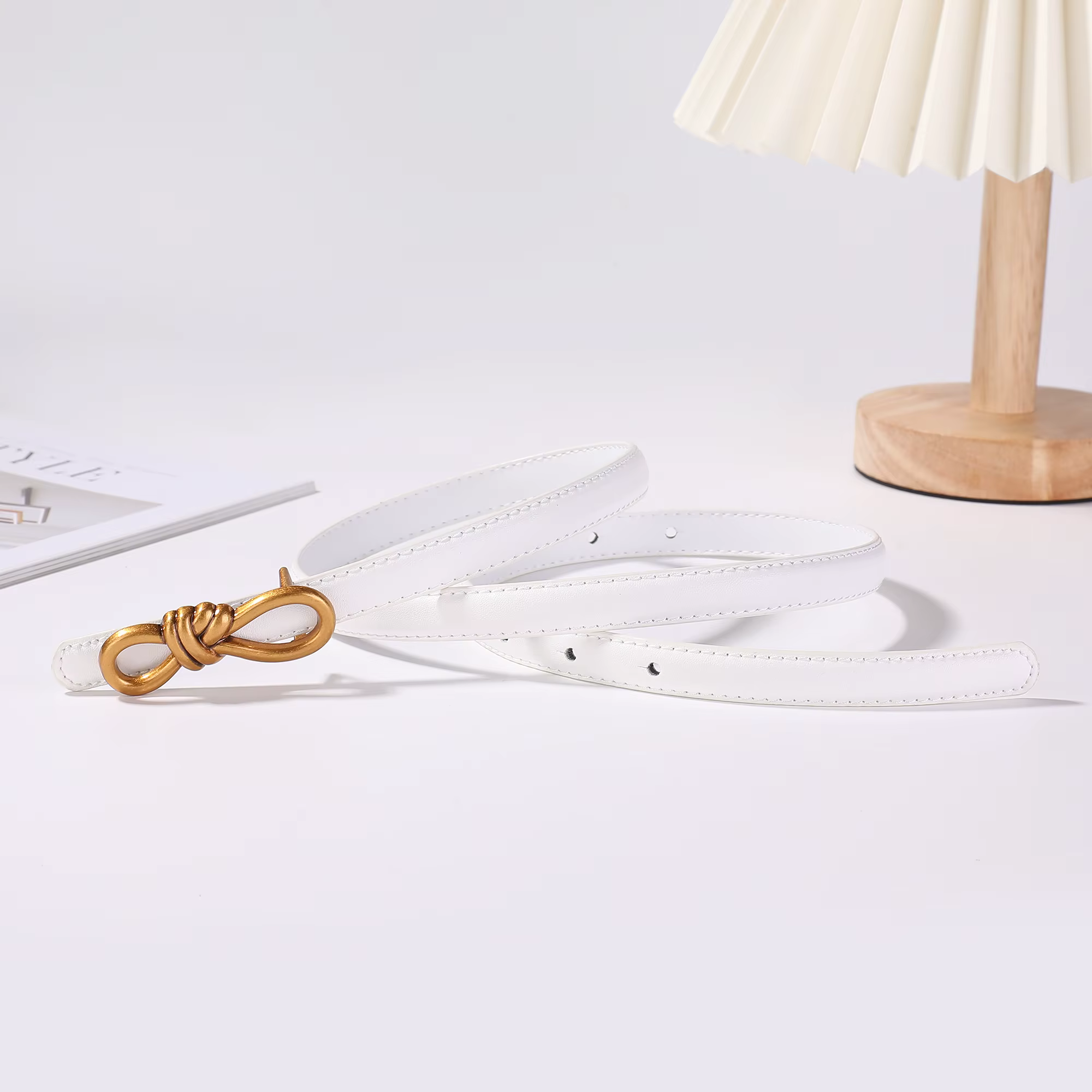 Ceinture de taille fine pour femmes, petit cuir, mode polyvalente, accessoire décoratif pour jupes,