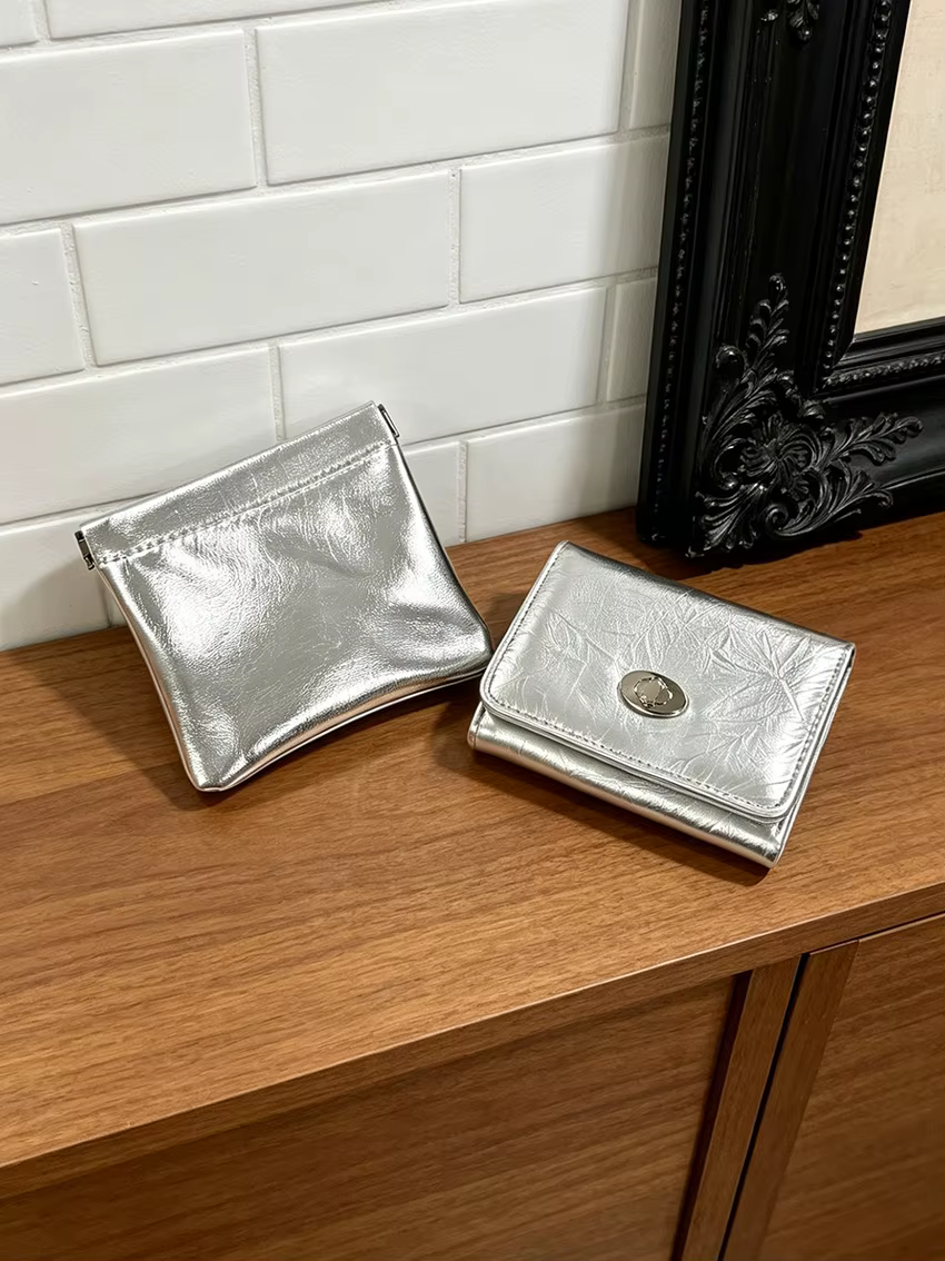 Portefeuille tri-pliant en PU argenté effet froissé + pochette escamotable, ensemble 2 pièces, combo