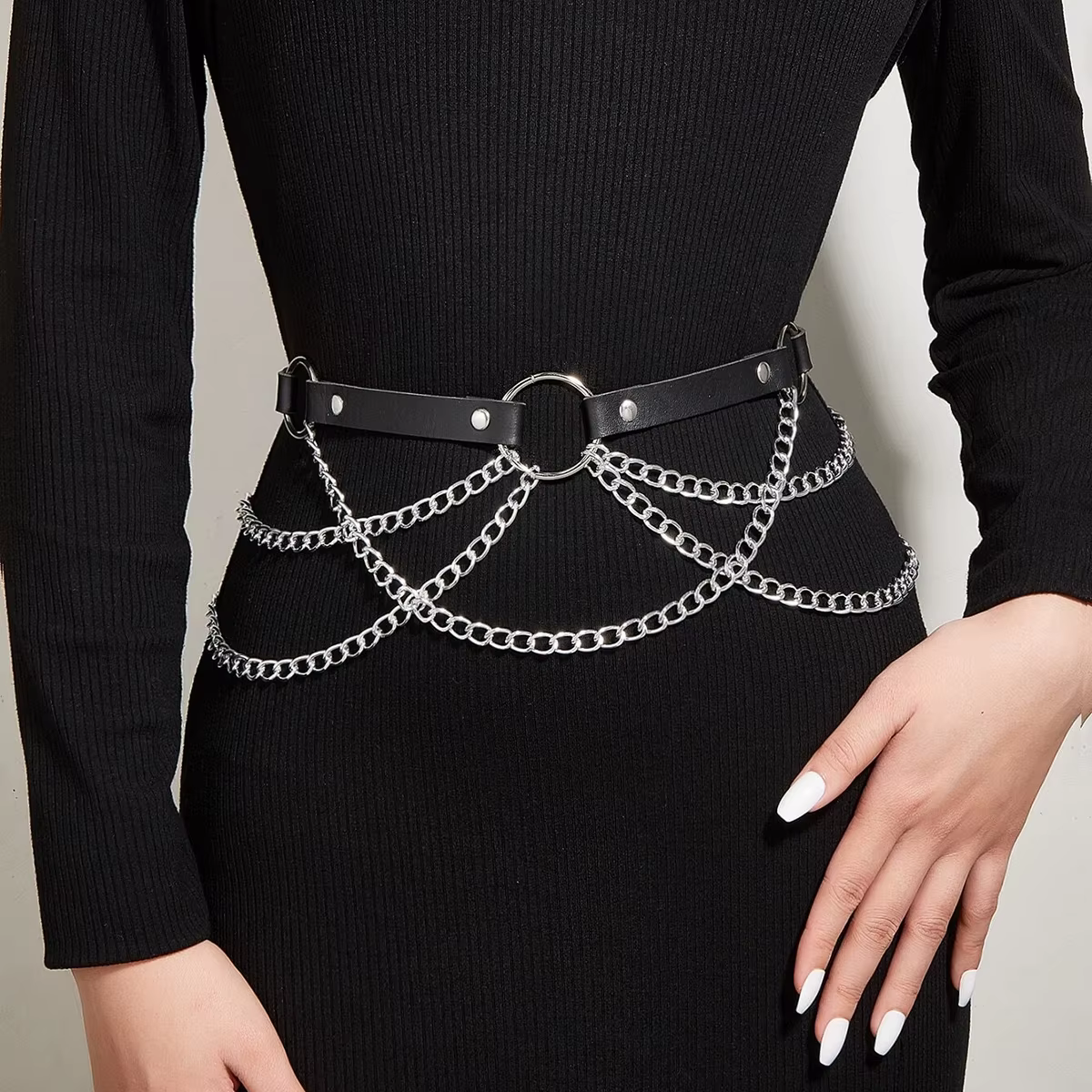 Ceinture de mode femme Style de rue chaîne de taille glands ceinture réglable décontracté décoratif 