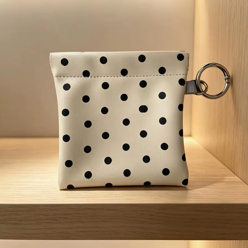 Porte-monnaie à ressort en cuir PU à pois avec porte-clés, design compact pour ranger les pièces de 