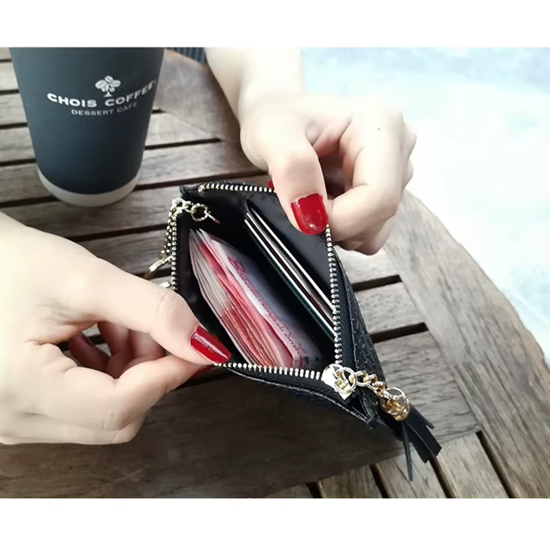 Portefeuille court en cuir motif serpent pour femmes, nom personnalisé, Ultra fin, Simple, fermeture éclair, petit porte-monnaie, sac avec pompon