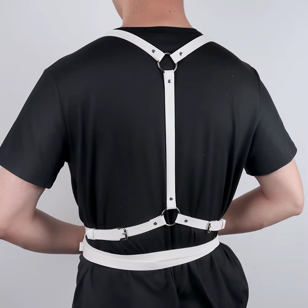 Ceinture blanche élégante avec boucle