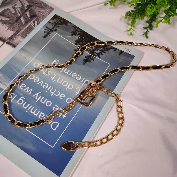 Ceinture à chaîne pour femmes