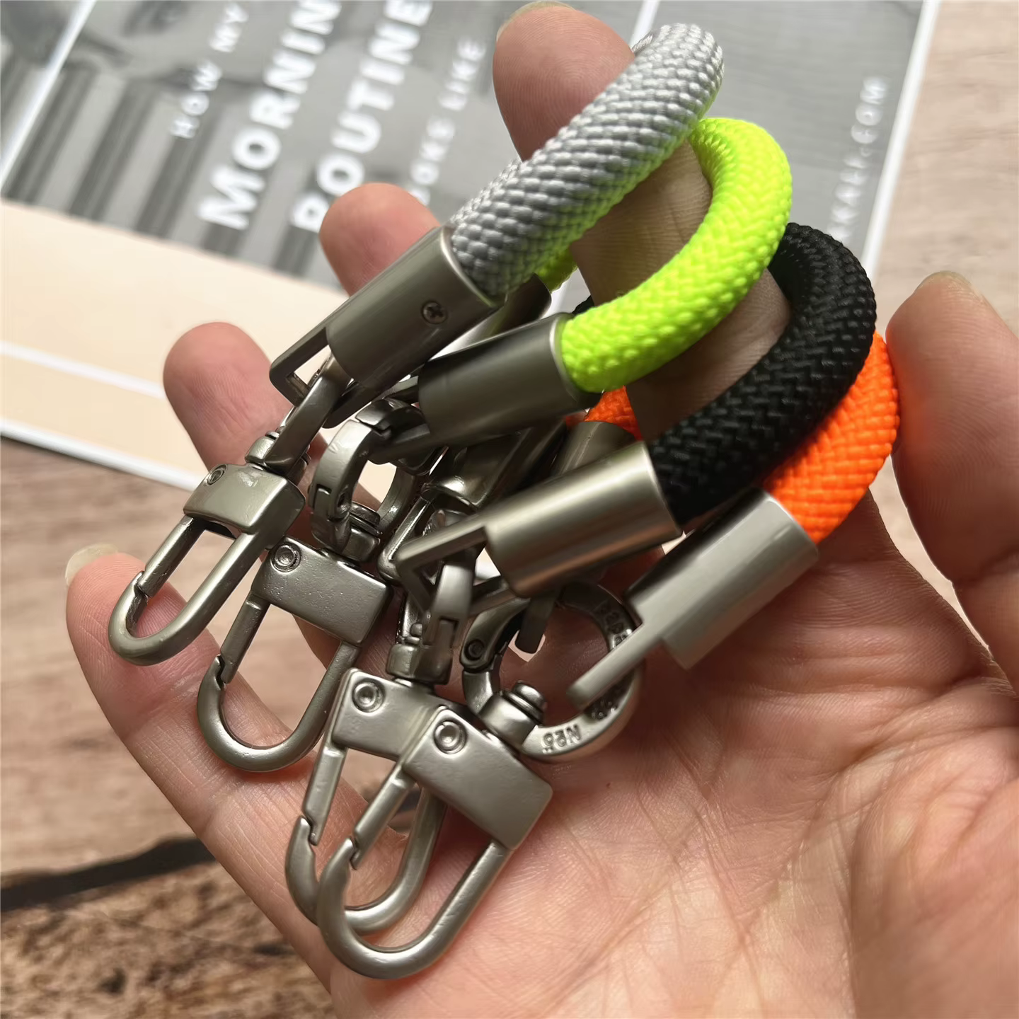 Porte-clés lanière en métal lourd