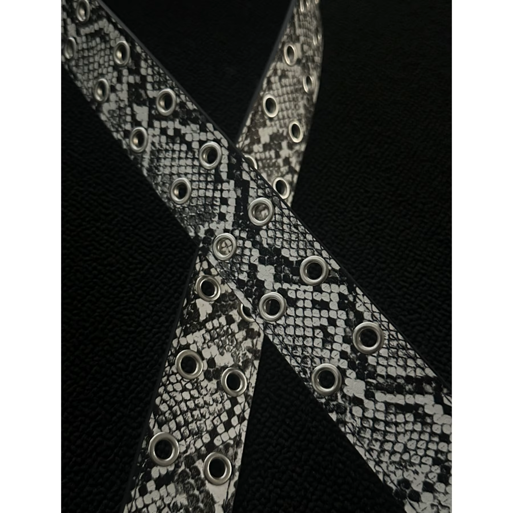 Ceinture vintage punk à imprimé serpent
