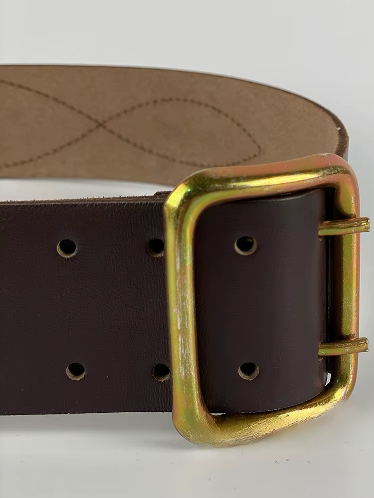 Ceinture en cuir de vachette à double boucle métallique russe, noir et marron
