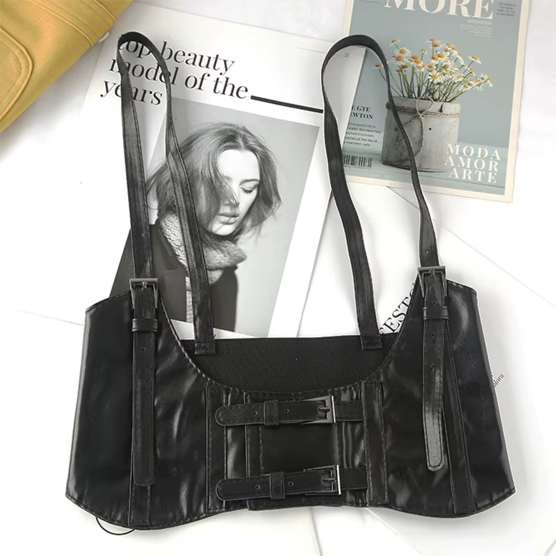 Ceinture large en cuir noir pour femmes