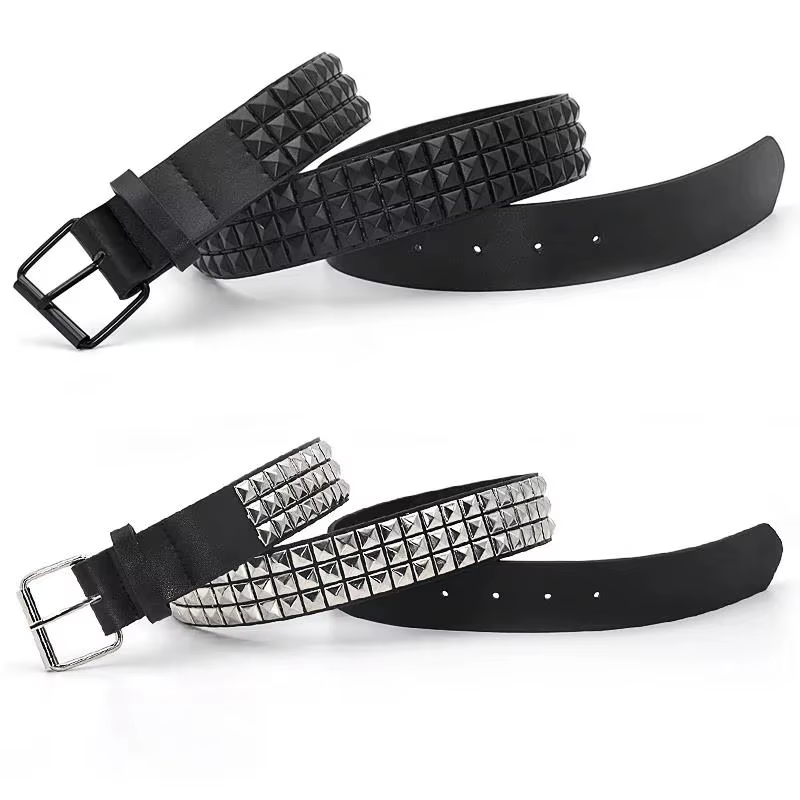 Ceinture punk cloutée pyramide