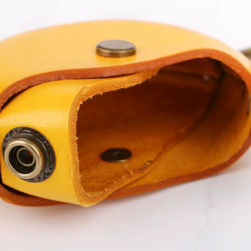 Petite bourse ronde en cuir véritable