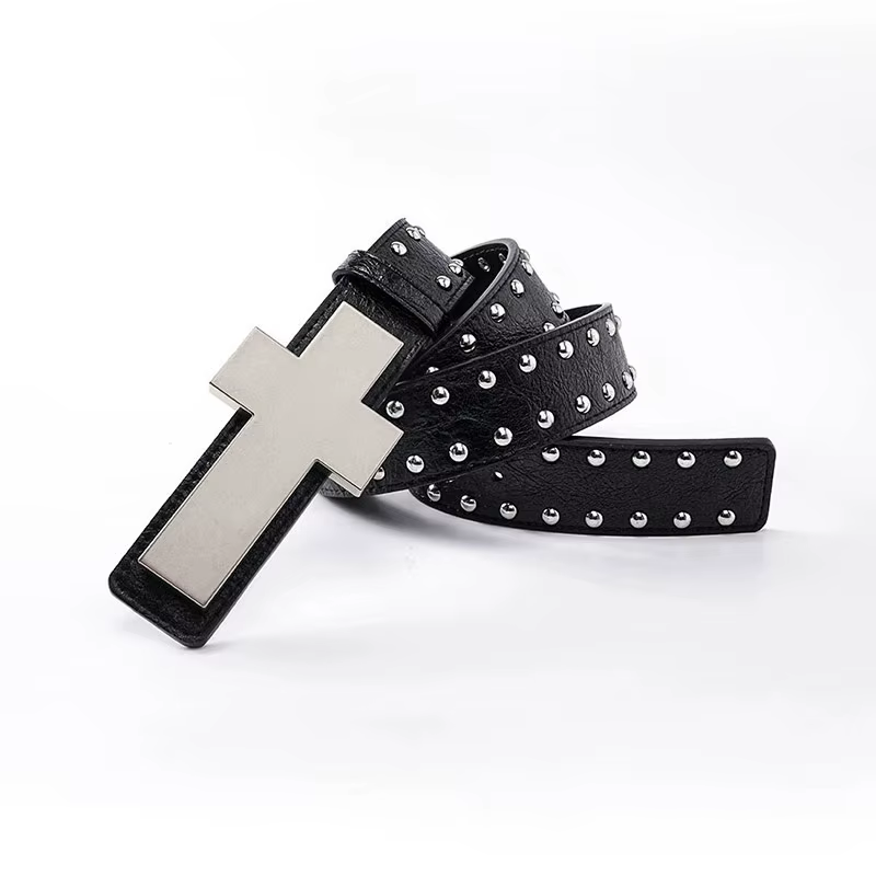 Ceinture unisexe style Harajuku punk cloutée avec croix