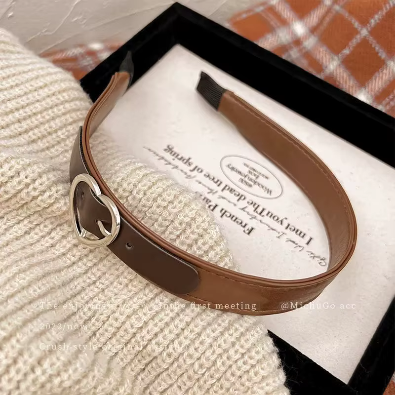 Boucle de ceinture couleur café