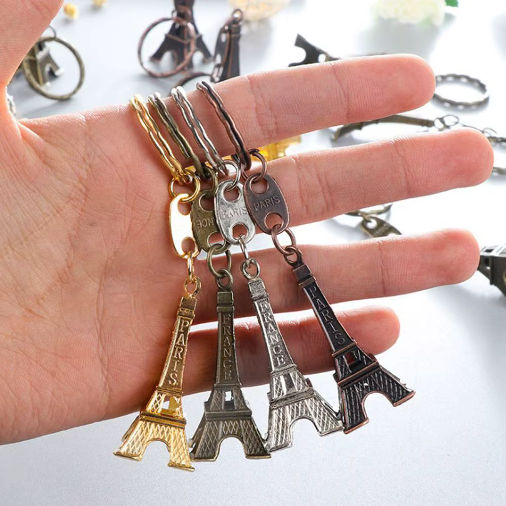 Porte-clés en métal Tour Eiffel