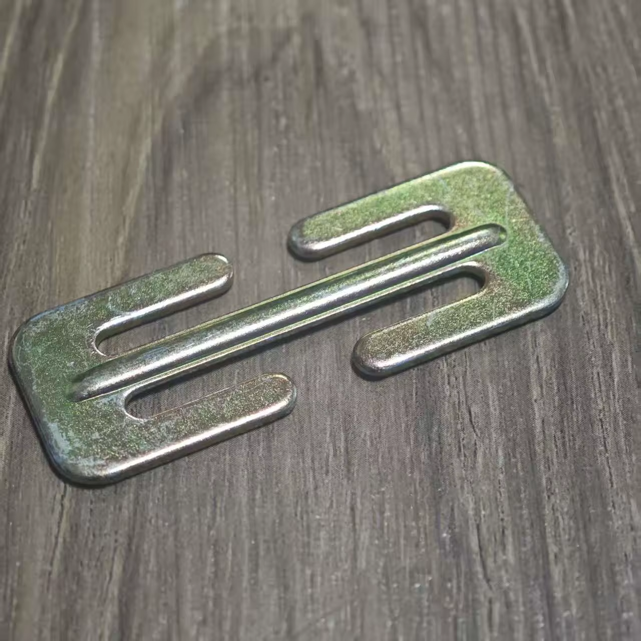 1 pièces 6.0x2.2cm ceinture de sécurité de voiture automobile ajusteur de ceinture de sécurité Clip de ceinture automatique pour les personnes courtes enfants-fin la douleur