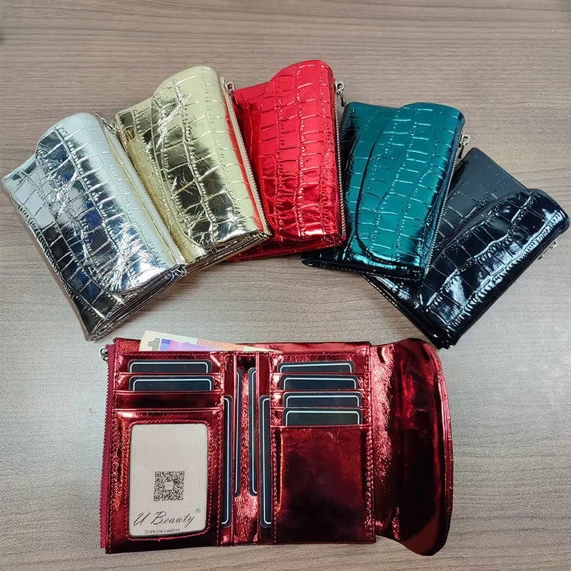 Portefeuille court motif Crocodile métallique pour femmes