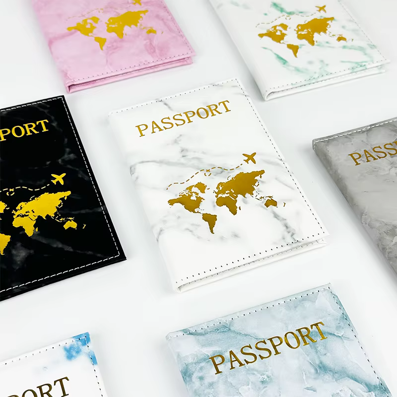 Nouveau porte-passeport en PU
