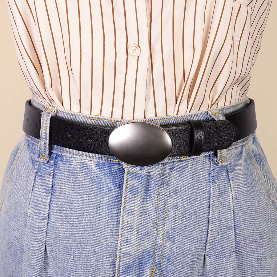Ceinture ovale à boucle en métal lisse