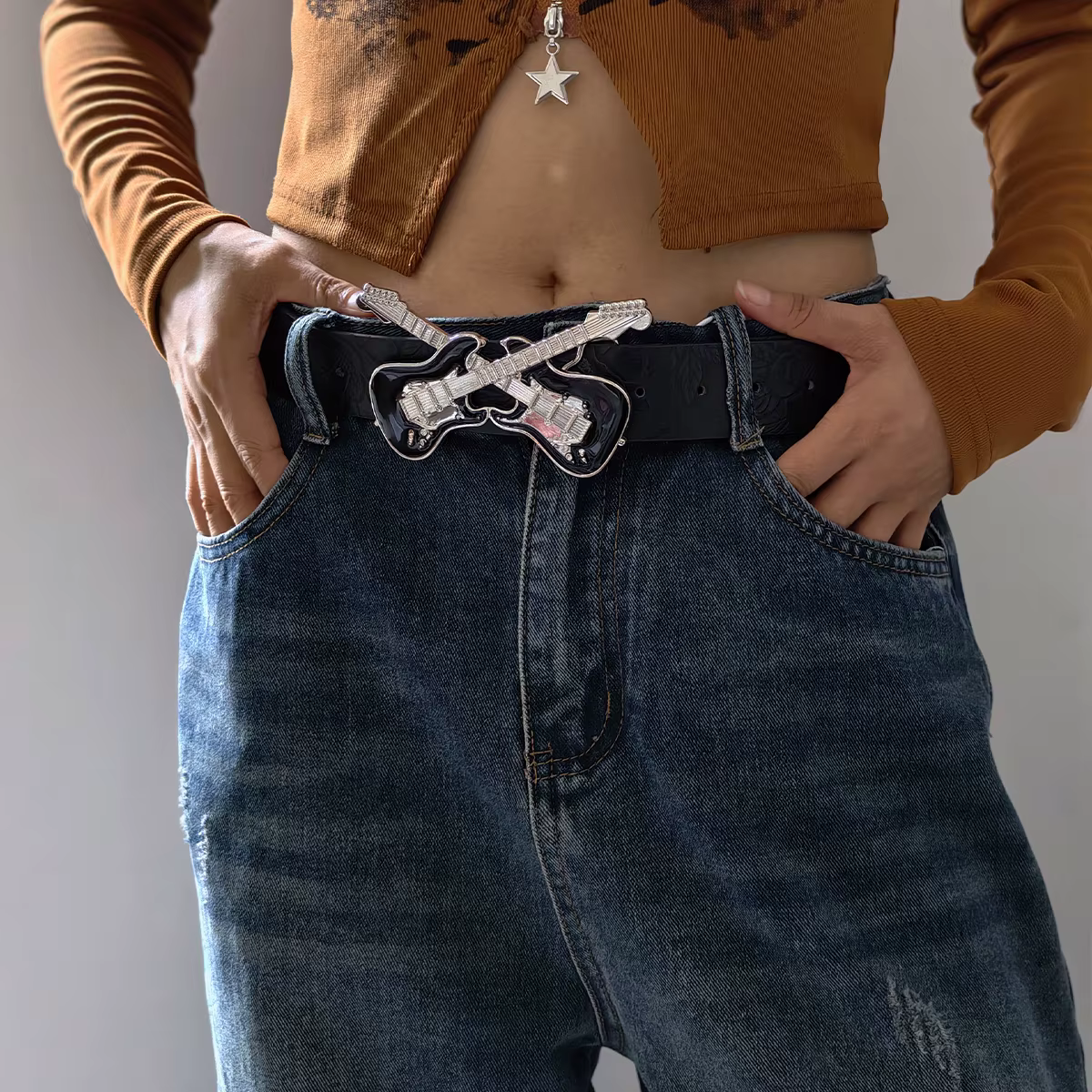 Rock Style guitare grande boucle en cuir PU ceinture en relief pour femmes personnalisé décontracté hommes