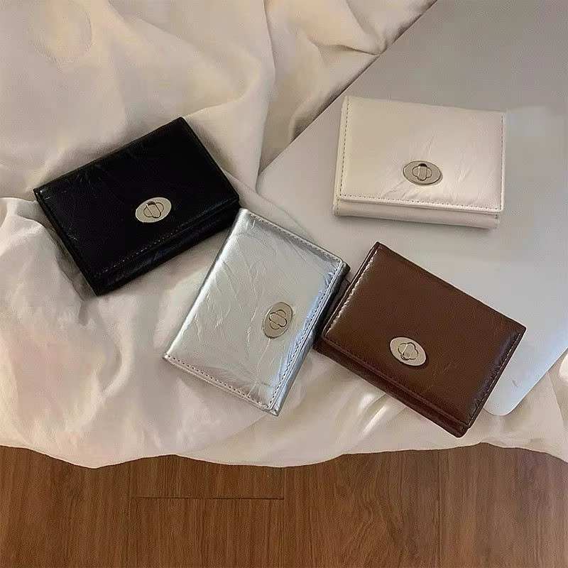 Portefeuille porte-cartes tri-pliant en cuir PU WERLLANDS avec motif froissé et boucle en métal