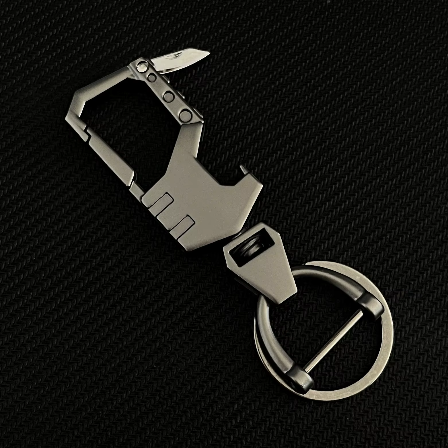 Porte-clés de voiture en métal luxueux avec 1