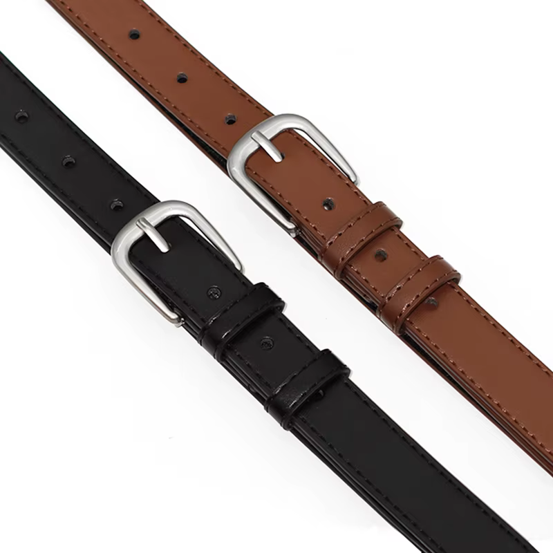 Ceinture en cuir pour femme avec boucle argentée