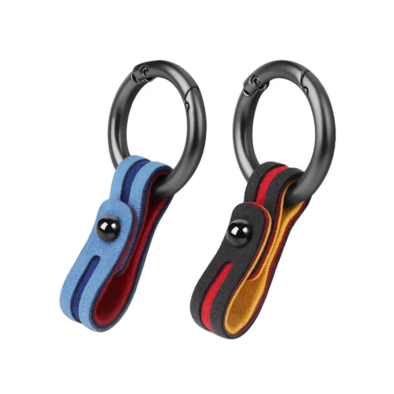 Porte-clés en métal, cuir et daim pour voiture