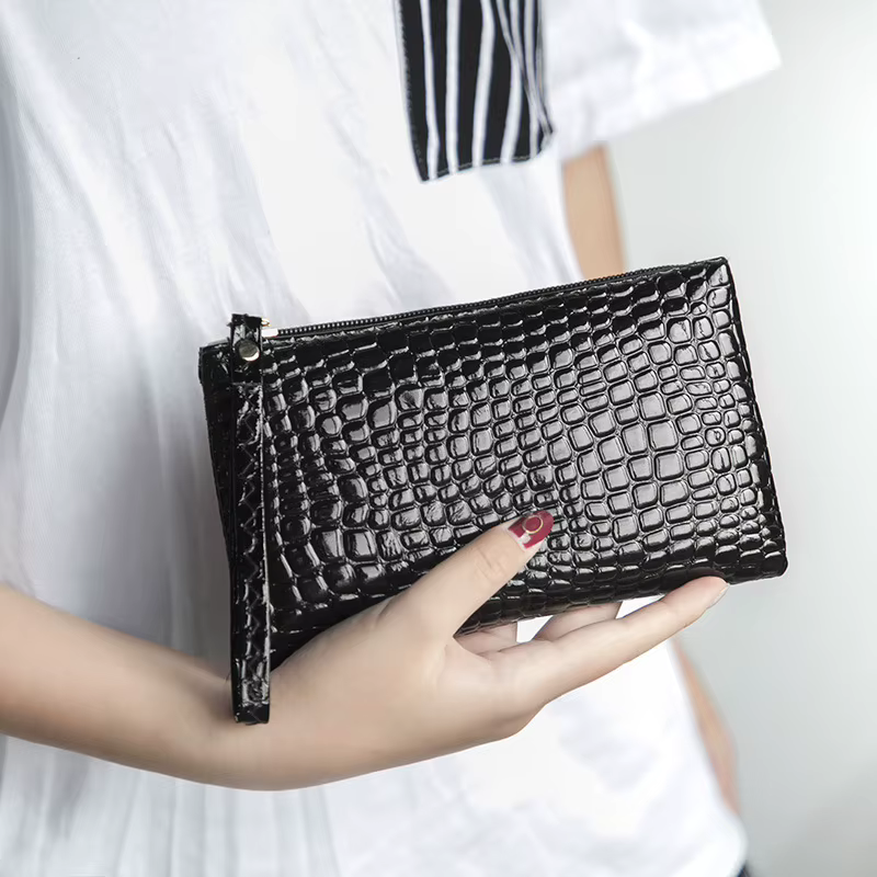 Portefeuille crocodile pour femme