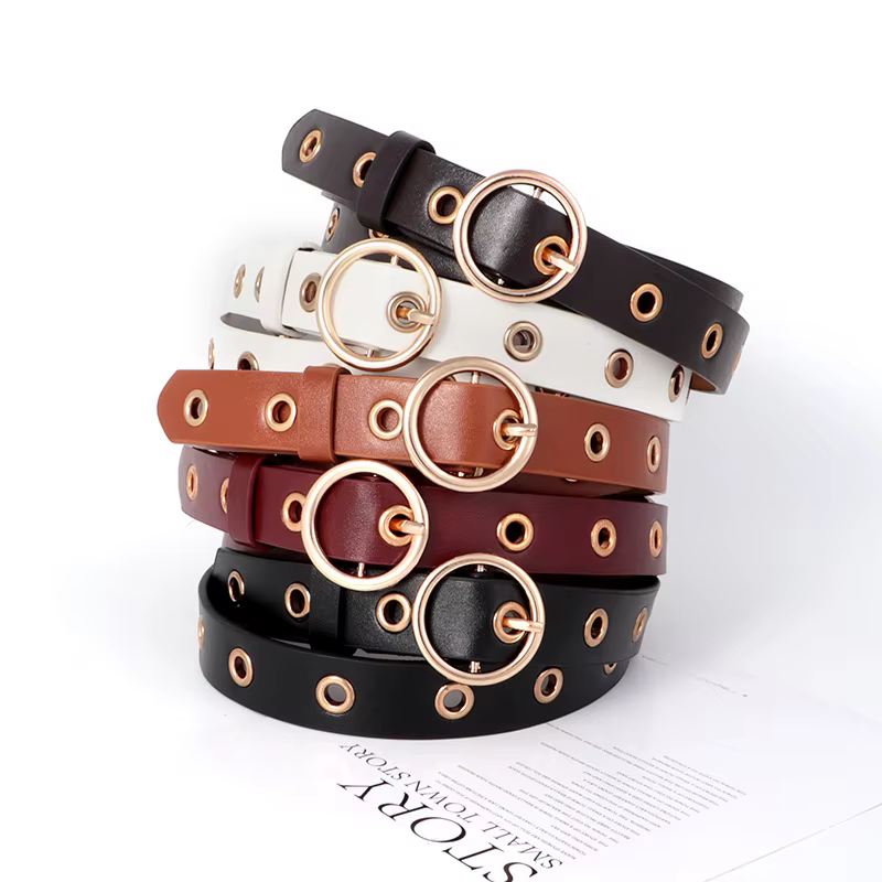 Ceinture noire tendance avec design perforé