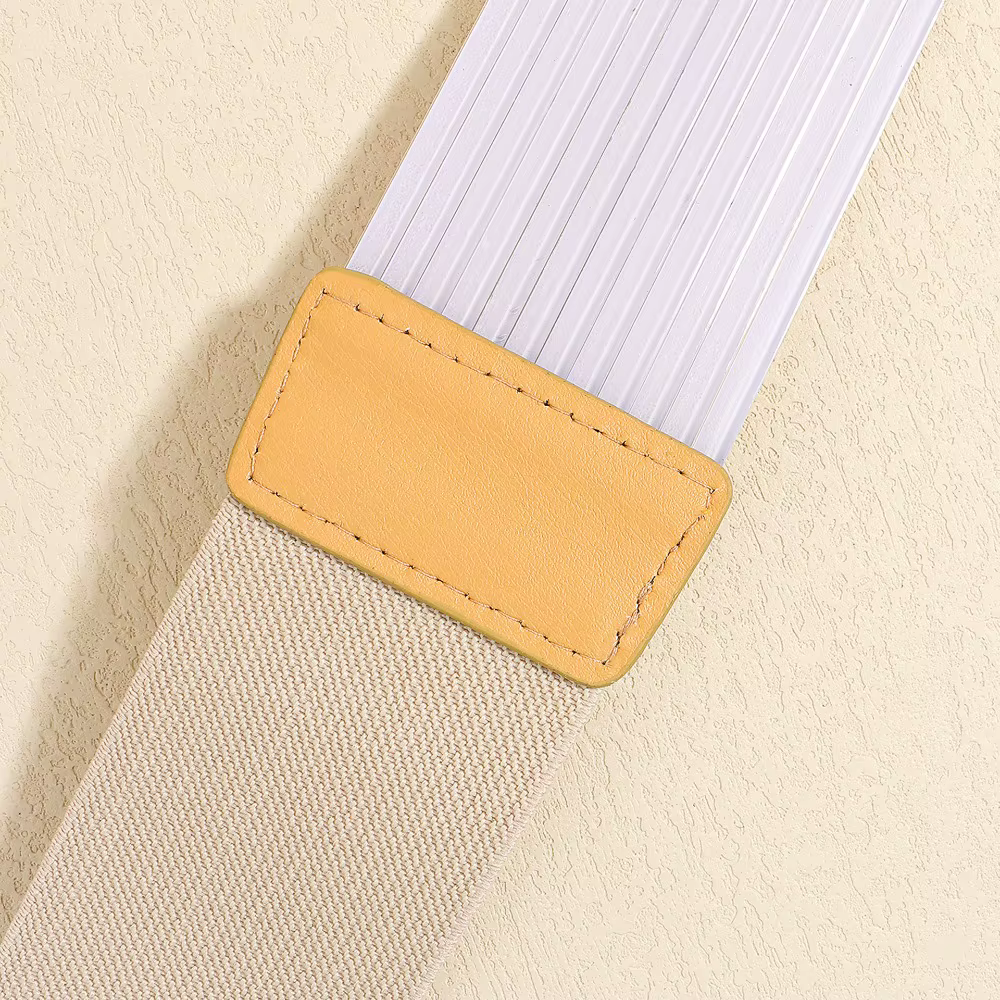 Ceinture de taille dorée à la mode