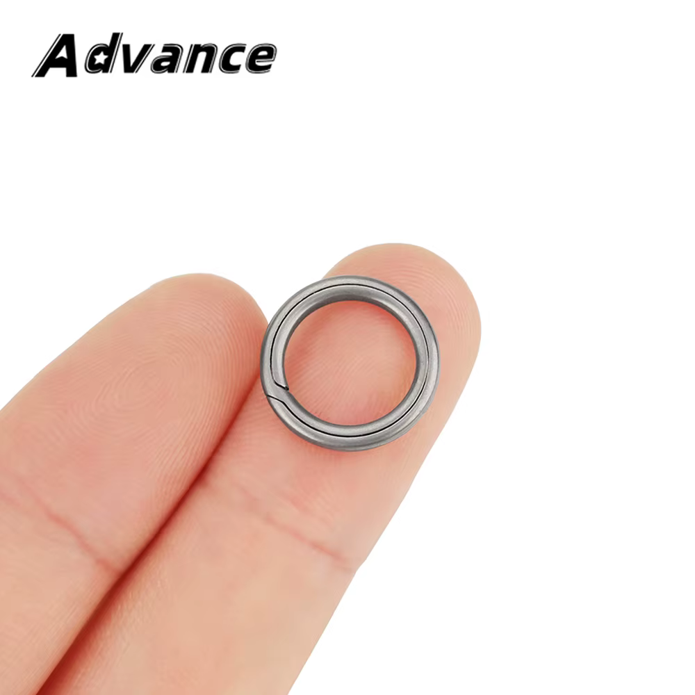 Porte-clés en alliage de titane de petite taille