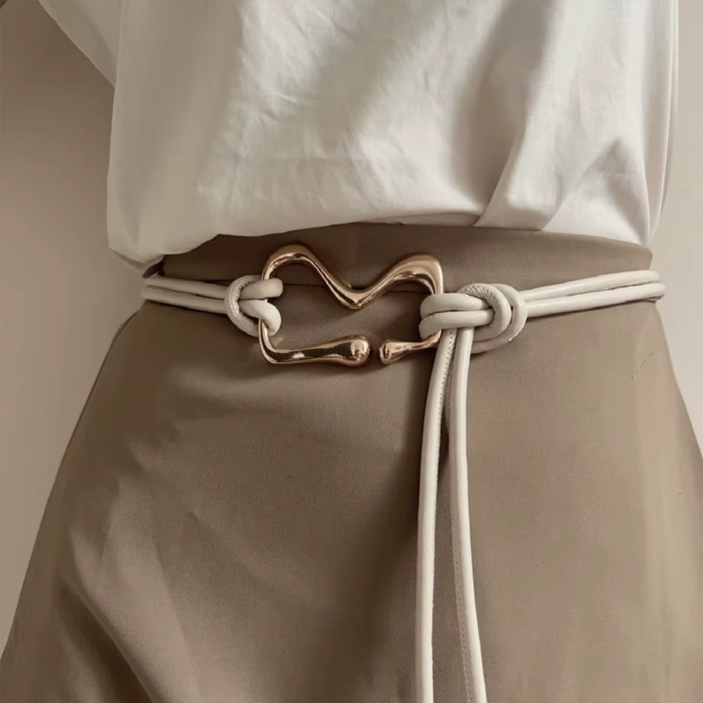 Ceinture fine en cuir PU pour femmes