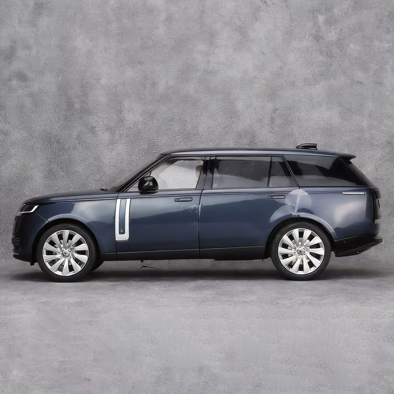 Modèle de voiture Range Rover SV SUV édition Prestige Extended 2022 à l'échelle 1/18 avec écran LCD
