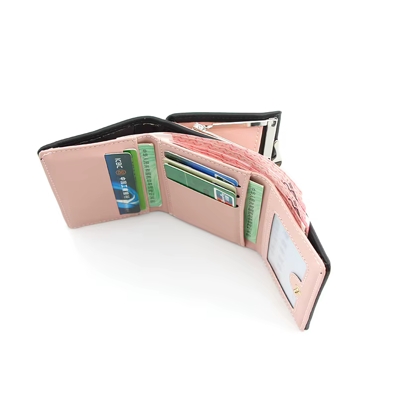 Petit portefeuille femme coeur aimant court