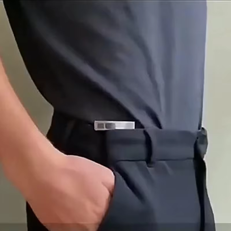 Clip rétractable pour pantalons