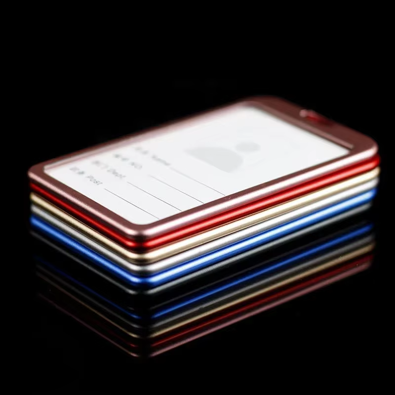 Porte-carte de crédit portefeuille en alliage d'aluminium nom de employé couverture de carte d'identité en métal travail identité Badge ID étui d'affaires