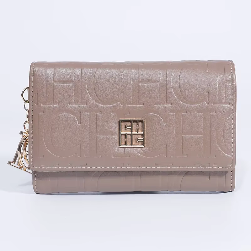 Portefeuille compact CH Fashion Automne/Hiver 2026 Nouveau modèle couleur unie avec lettres en relief