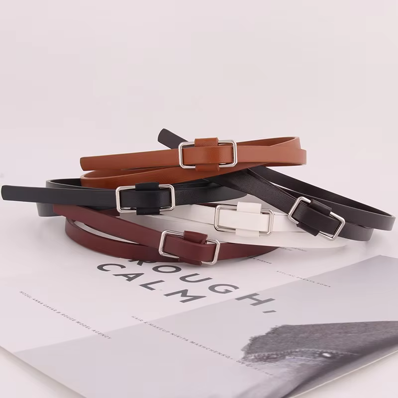 Ceinture fine de style coréen avec détail noué – Tendance