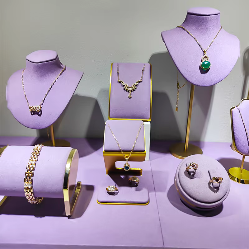 Présentoir de bijoux en métal, accessoires d'organisateur en velours violet, support de bagues, colliers et bracelets pour éposée commerciale, rangement de fenêtre de magasin