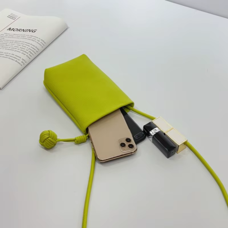 Petit sac à bandoulière en cuir pour femmes
