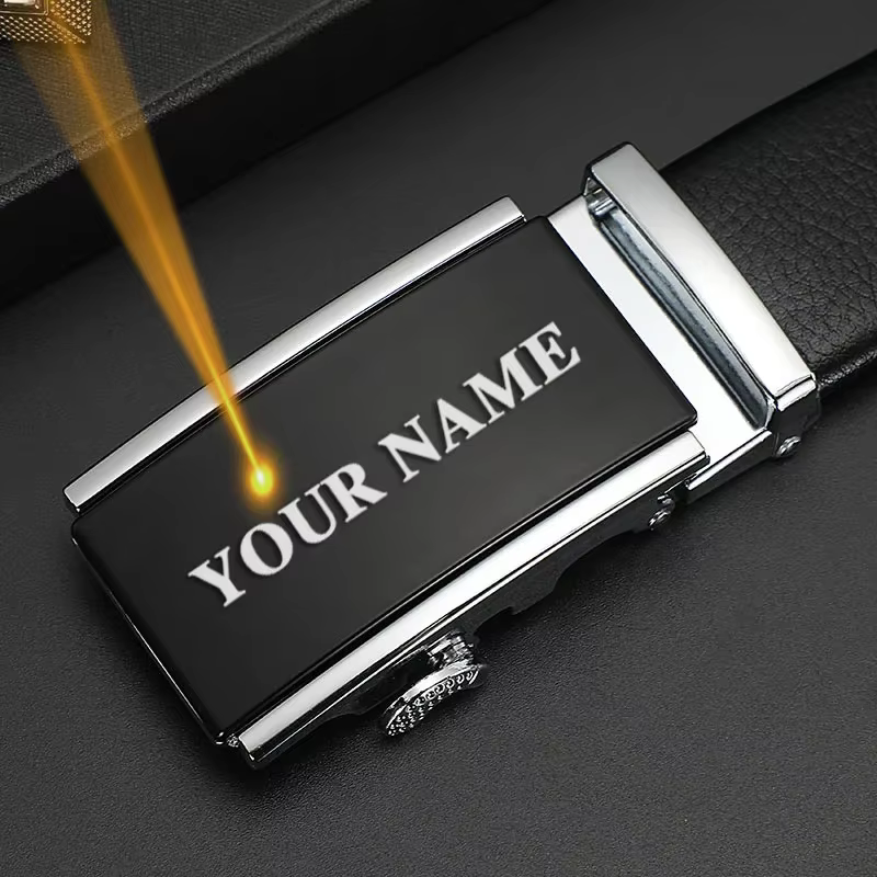 Ceinture en cuir avec nom personnalisé pour hommes