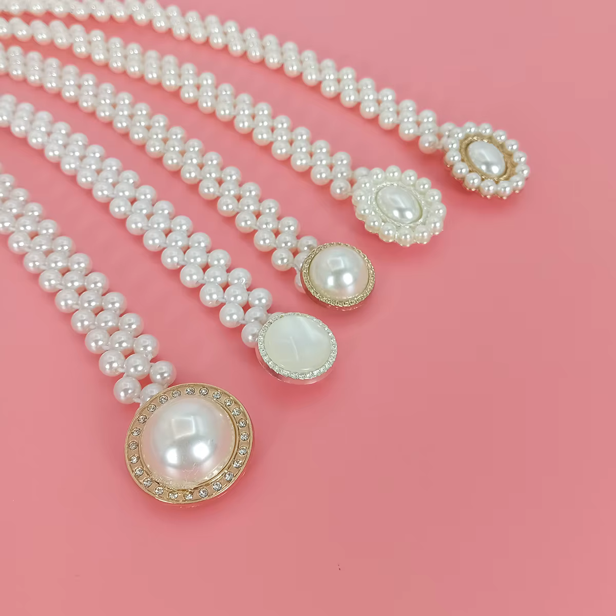 Ceinture élastique élégante pour femme avec incrustation d'agate et fausses perles
