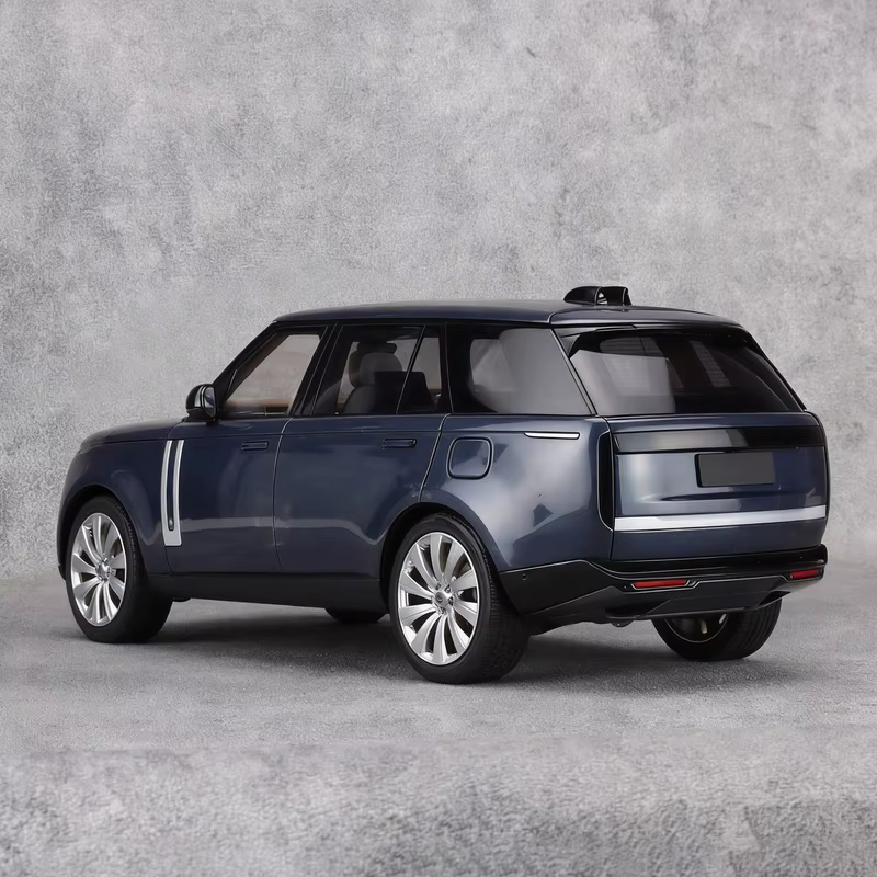 Modèle de voiture Range Rover SV SUV édition Prestige Extended 2022 à l'échelle 1/18 avec écran LCD