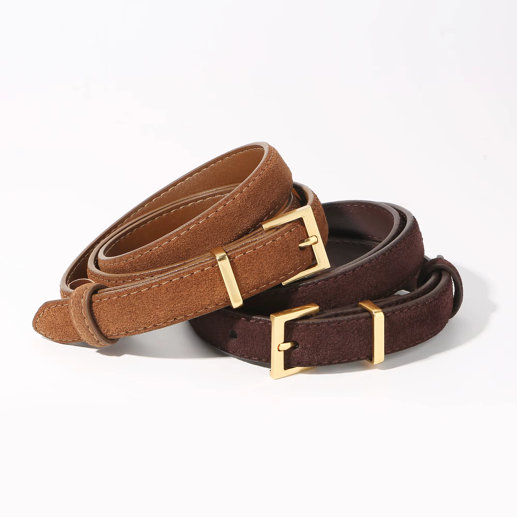 Ceinture en cuir suédé bordeaux pour femme avec boucle dorée