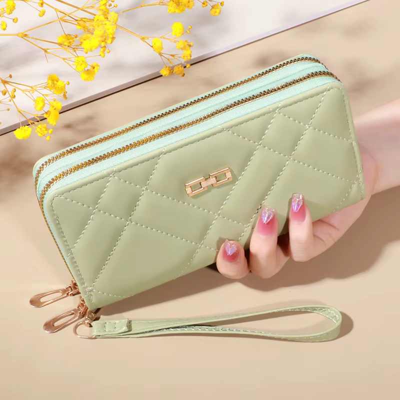 Portefeuille long matelassé chic pour femme – Fermeture éclair sécurisée