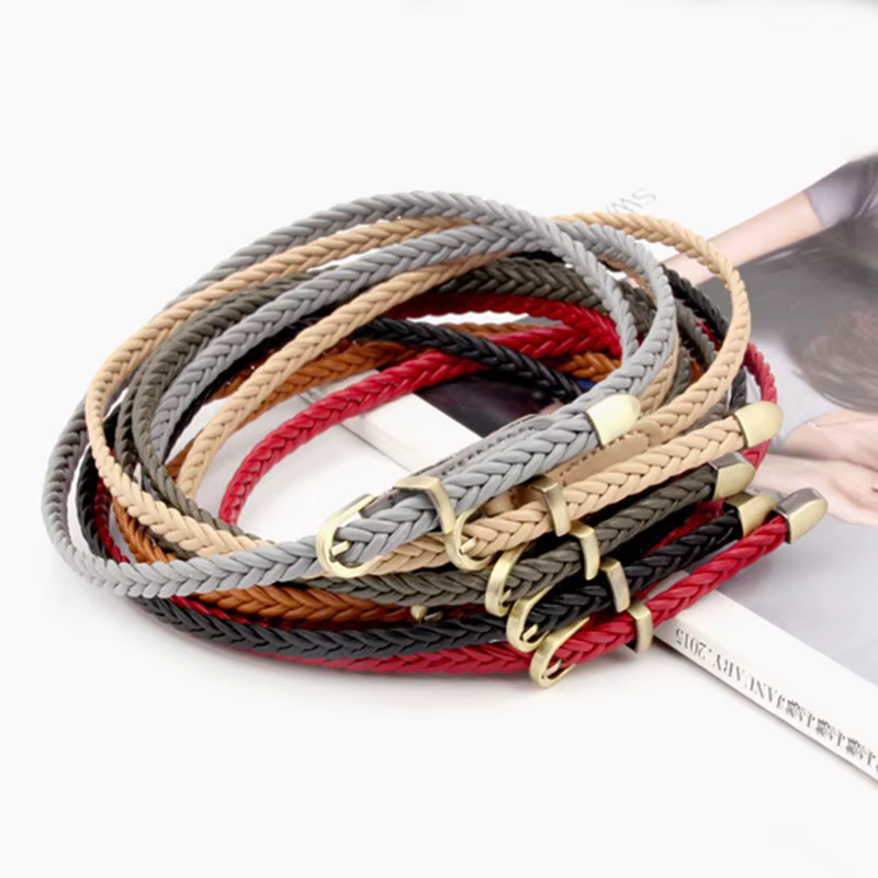 Ceinture fine tressée en cuir pour femme