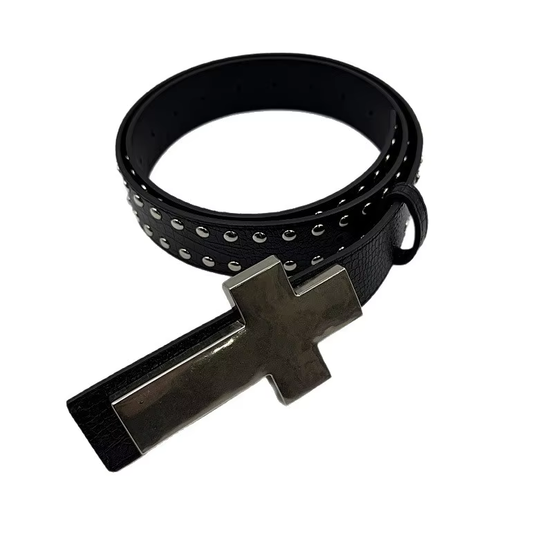 Ceinture croisée en métal cloutée à motif craquelé