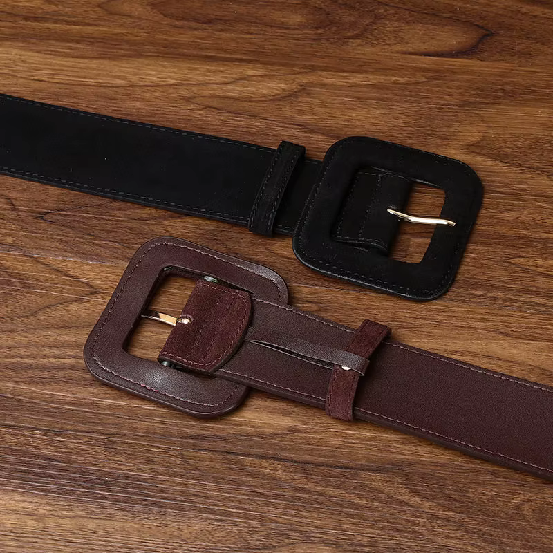 Large ceinture en daim noir pour femmes