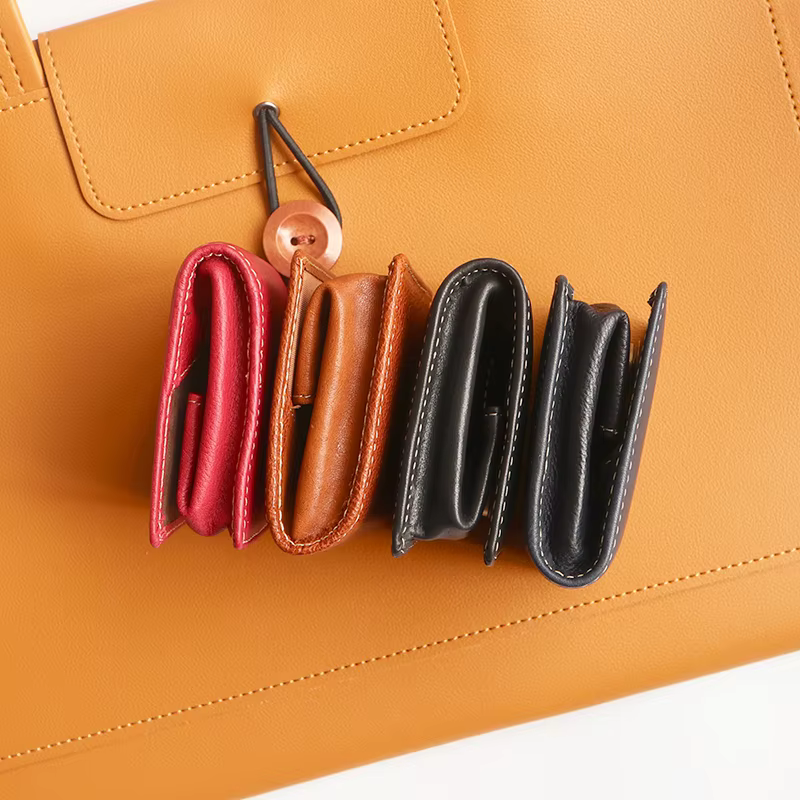 Mini porte-monnaie carré en cuir véritable vintage