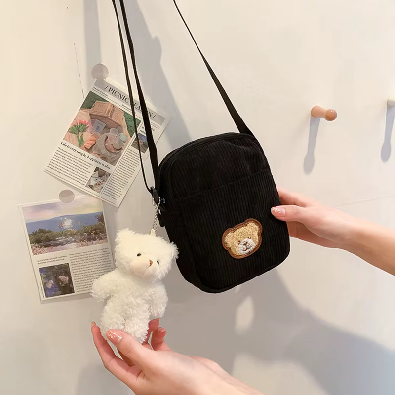 Porte-monnaie portable en velours côtelé avec motif ours